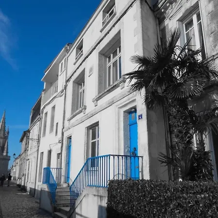 Vakantiehuis Calm House Near Centre And
